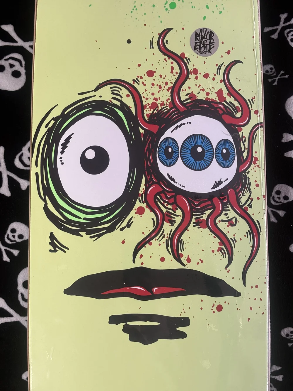 HEROIN~ TEAM SPACE EGG 3 SHAPED SKATEBOARD DECK — DEATHGEAR